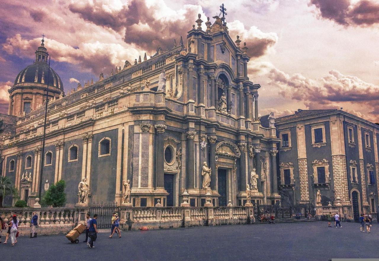 San Giuliano's Street - * Catania